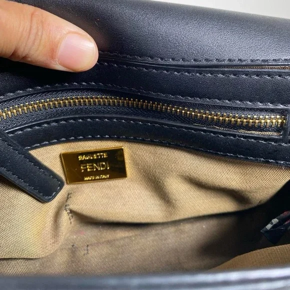 Designer Style Baguette Crossbody Bag - Picture 6 of 7